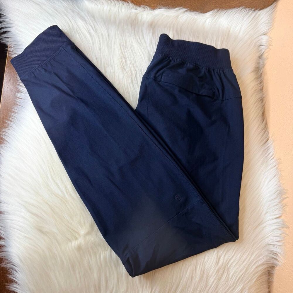 Lululemon ABC Joggers Size Medium